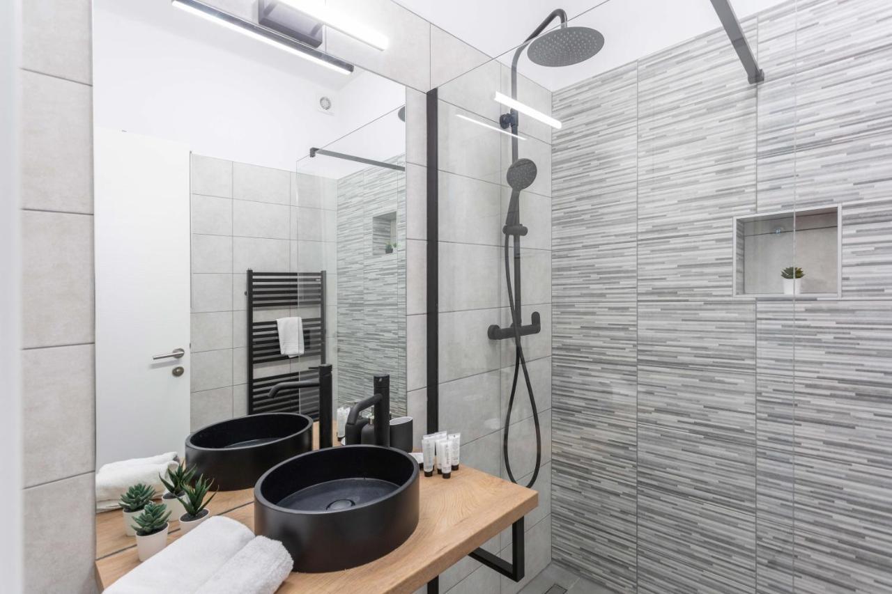 Apartamento Design Triplex In The City Center With A Balcony Zagreb Exterior foto