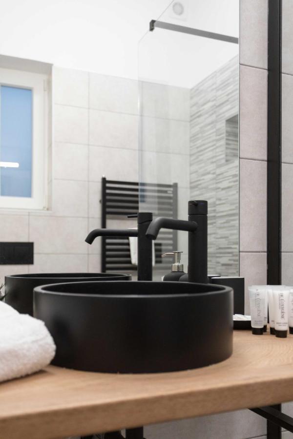 Apartamento Design Triplex In The City Center With A Balcony Zagreb Exterior foto