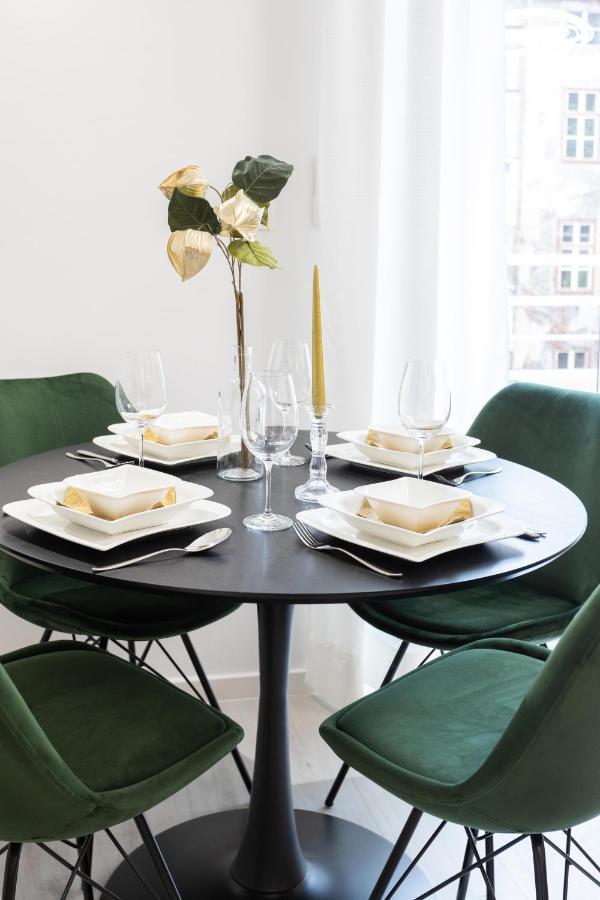 Apartamento Design Triplex In The City Center With A Balcony Zagreb Exterior foto
