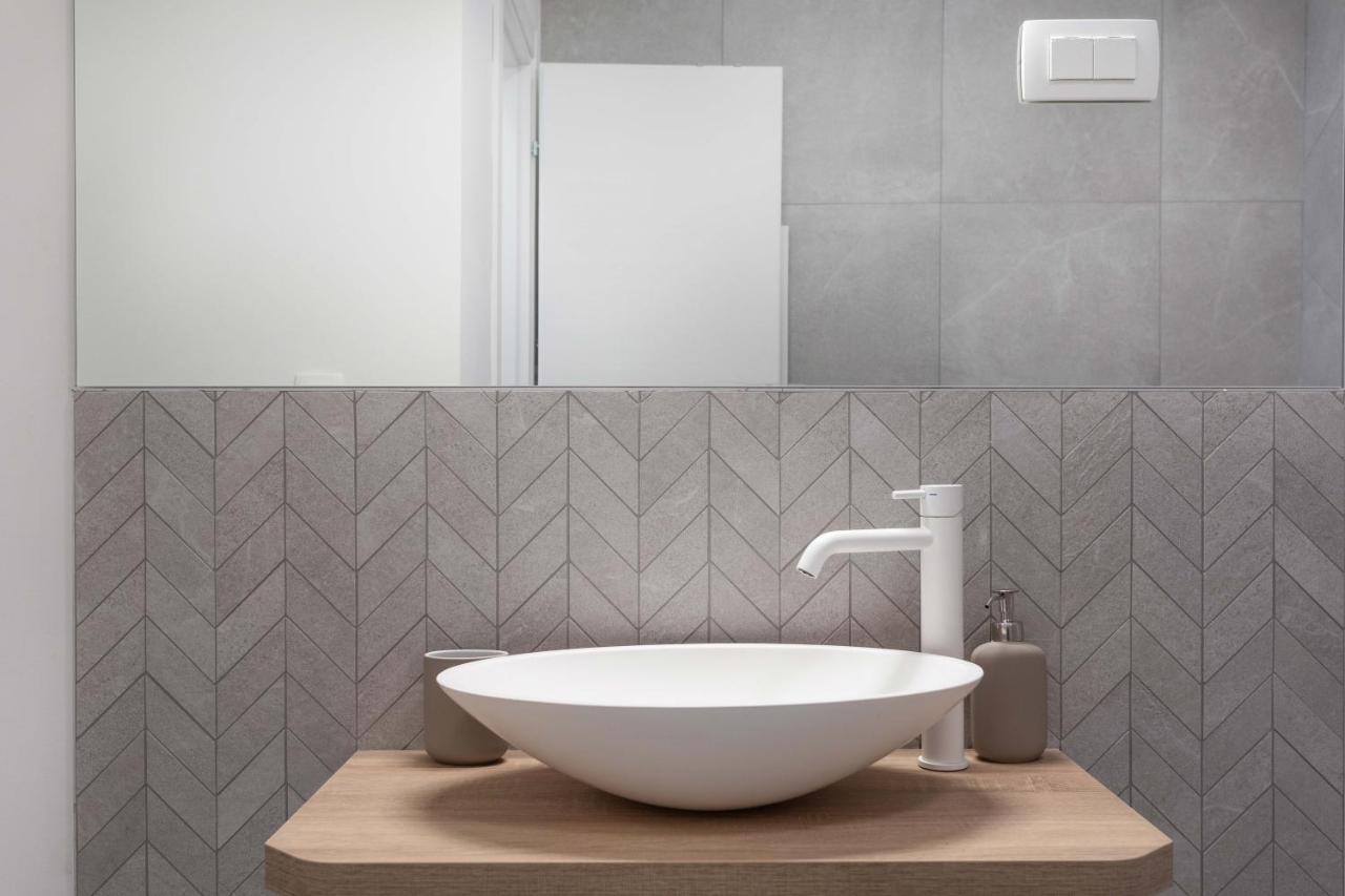 Apartamento Design Triplex In The City Center With A Balcony Zagreb Exterior foto
