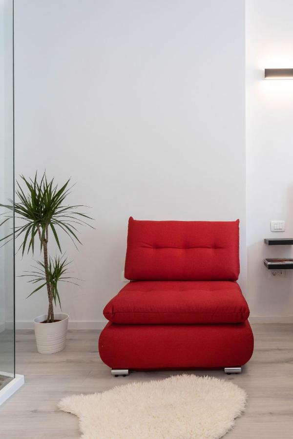 Apartamento Design Triplex In The City Center With A Balcony Zagreb Exterior foto
